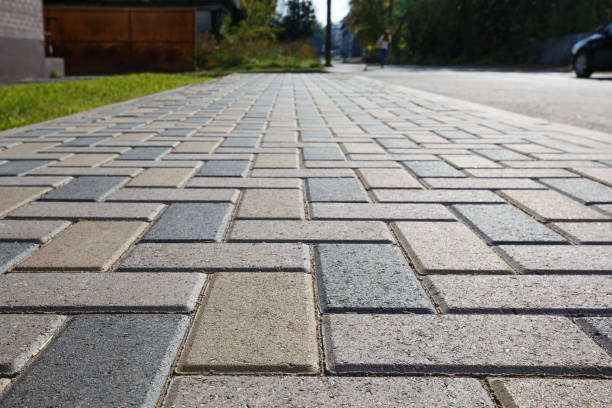 Best Driveway Paving Contractor  in Redway, CA