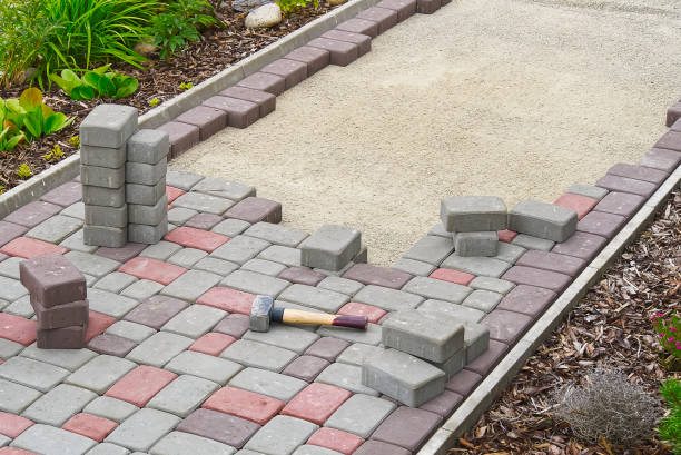  Redway, CA Driveway Pavers Pros